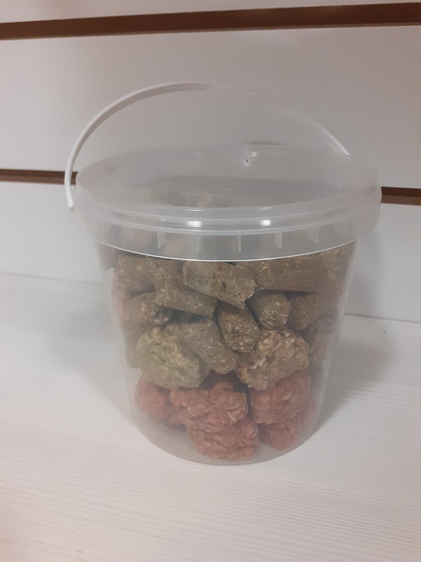 Хрумчики в ведре