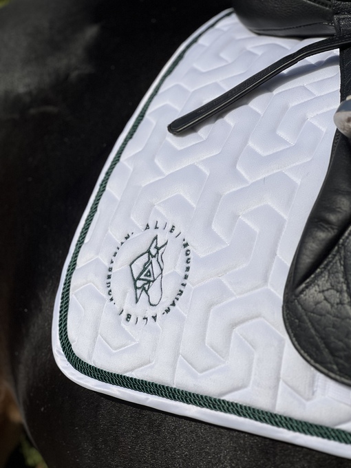 Вальтрап ALIBI выездковый белый