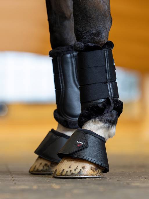 Кабуры из искуственной кожи LeMieux