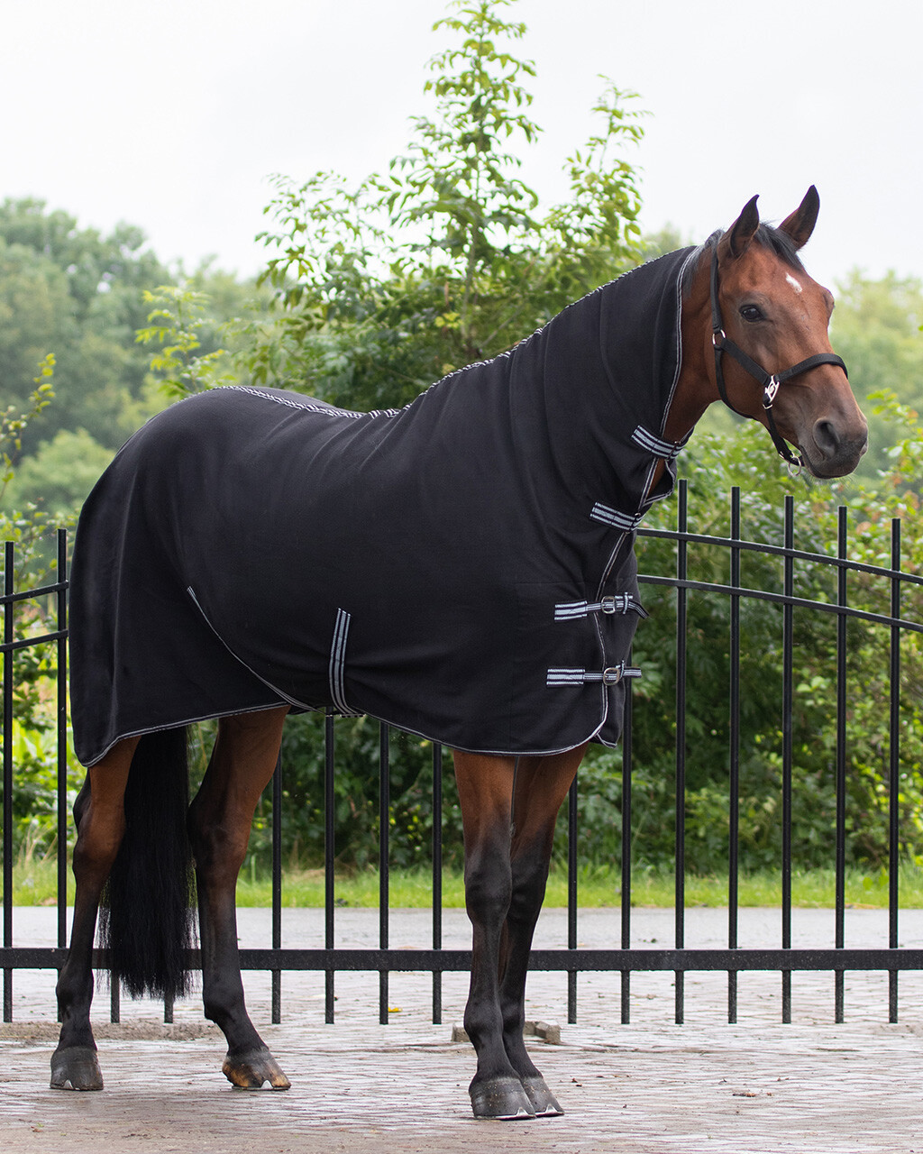 Попона флисовая с капором, QHP