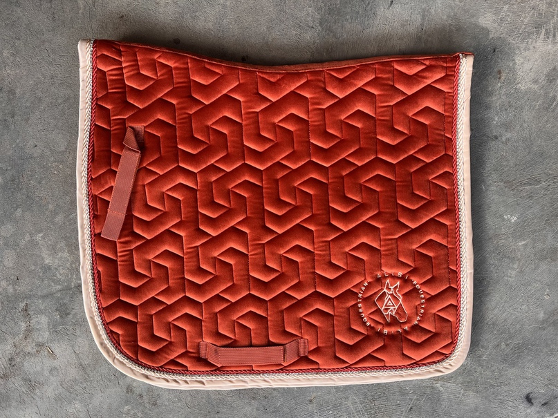 Вальтрап ALIBI выездковый велюровый