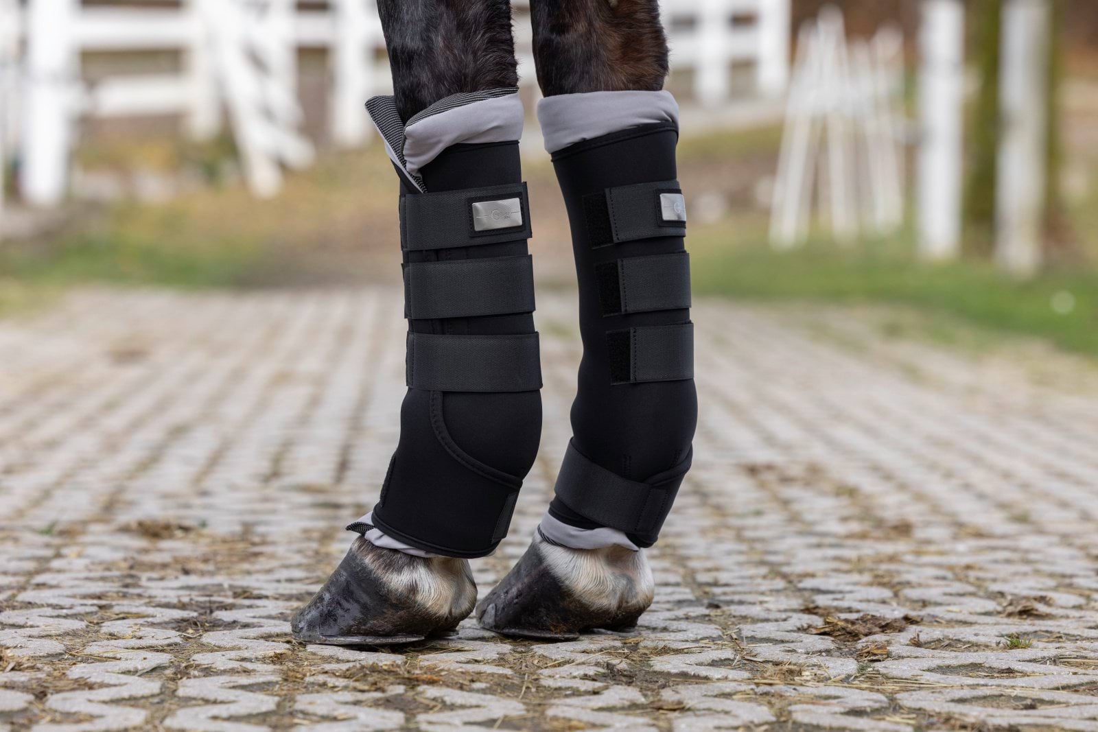 Денниковые ногавки с керамическими частицами KERBL Full